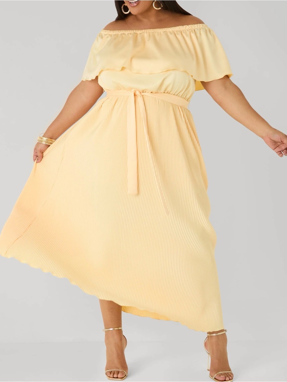 Ashley Stewart Off-Shoulder Pleated Maxi Skirt Dress in Pale Yellow